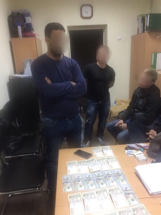 Николаевец с группой мошенников обманул иностранного бизнесмена на $500 000
