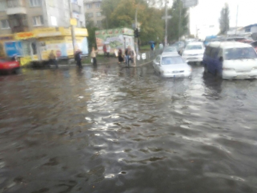 "От Сахары к Сибири" Появилось видео, как в течение дня менялась погода в Киеве