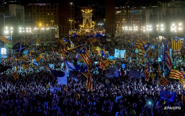 В Барселоне митинговали сто тысяч человек