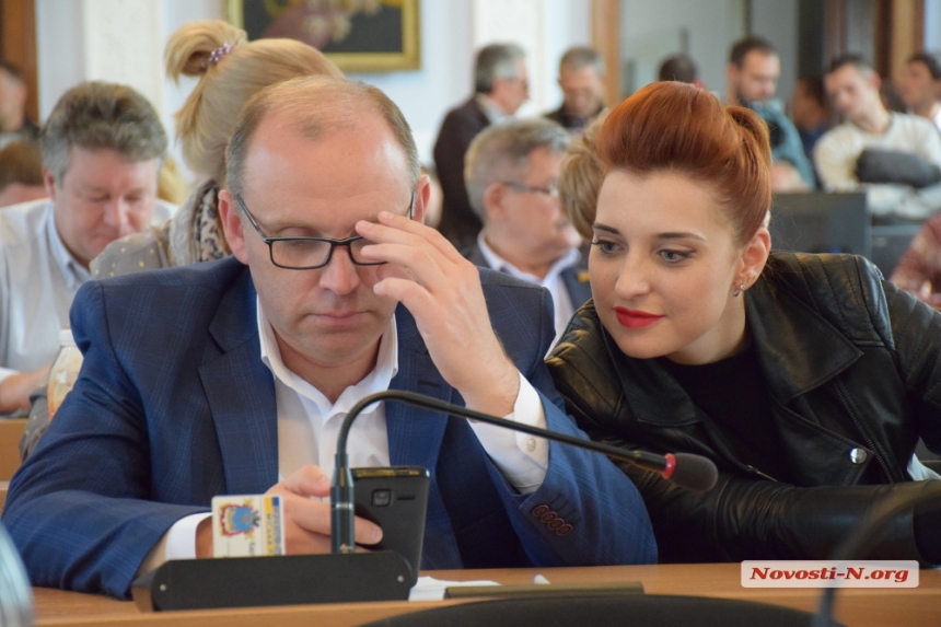Как депутаты горсовета слушали отчет мэра Сенкевича. ФОТОРЕПОРТАЖ