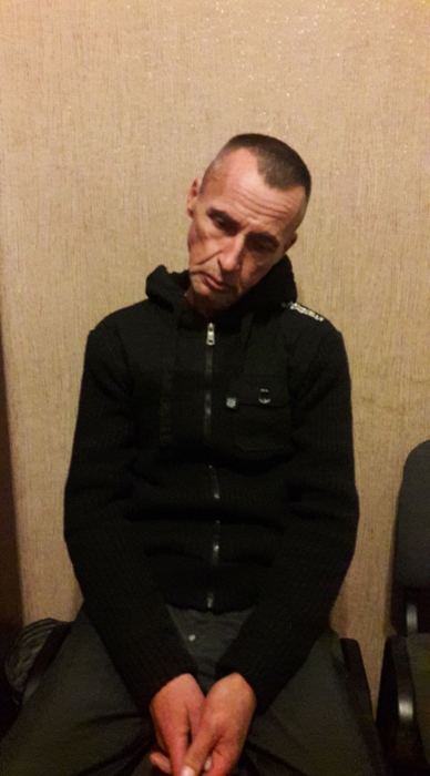 В Николаеве полицейские разоблачили мошенника, который притворялся врачом, чтобы завладеть товаром медицинской фирмы