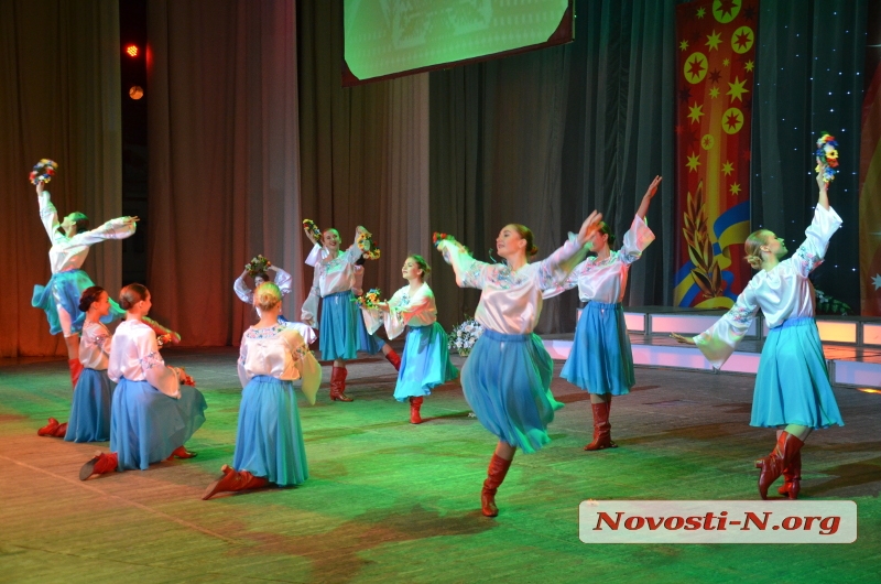 В Николаеве прошел концерт в честь Дня защитника Украины. ФОТОРЕПОРТАЖ