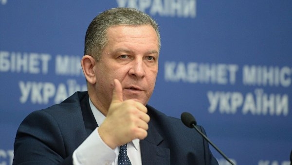 “Я сам решил этот вопрос”, - министр Рева посоветовал украинцам, как хоронить родных