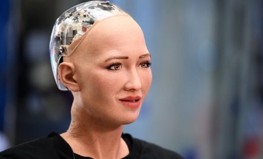 Впервые в истории робот-гуманоид получил гражданство Саудовской Аравии