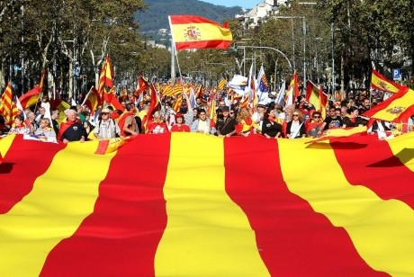 МИД Испании не исключает расширение автономии Каталонии