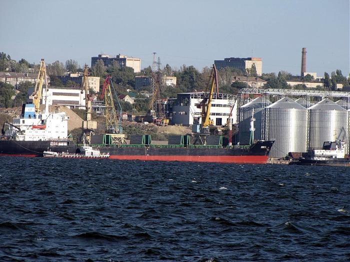 Руководителя Николаевского порта будут судить за растрату более 4 млн грн