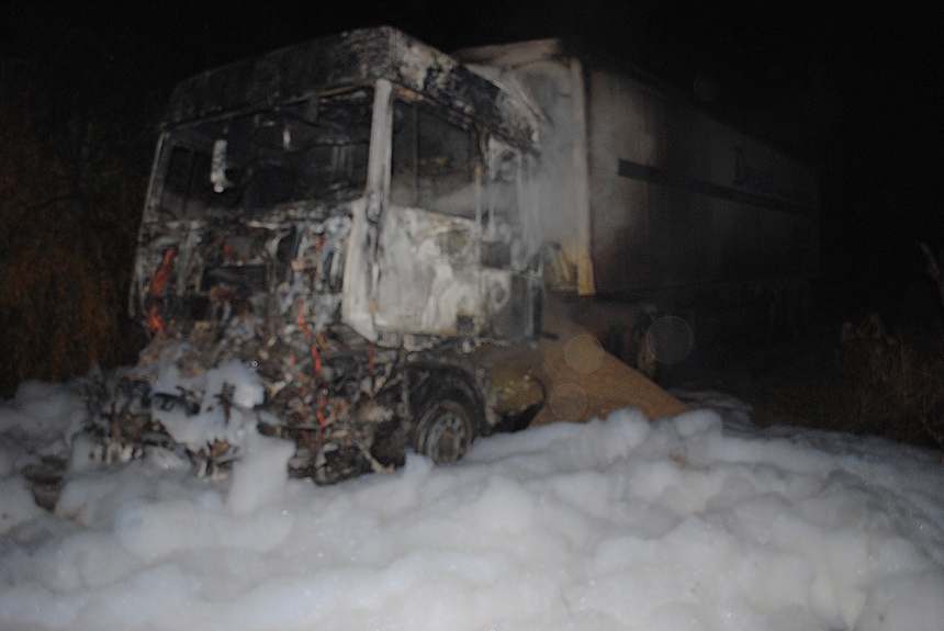 В Николаеве горел автомобиль DAF