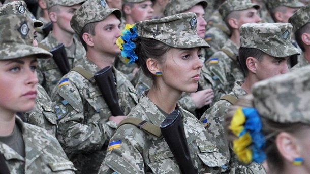 В ВСУ проходят военную службу и работают более 55 тысяч женщин