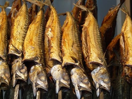 Продавщице рыбы из Львова грозит до 8 лет тюрьмы за массовое отравление