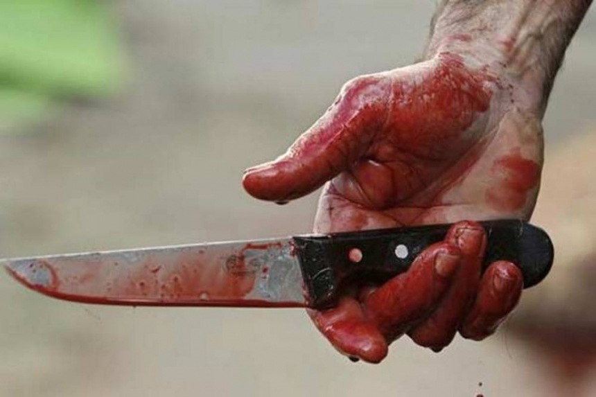 В Николаеве из-за конфликта на улице мужчина ранил знакомого ножом