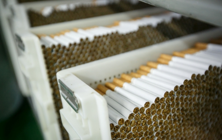 Рада утвердила ежегодное повышение цен на сигареты до 2025 года