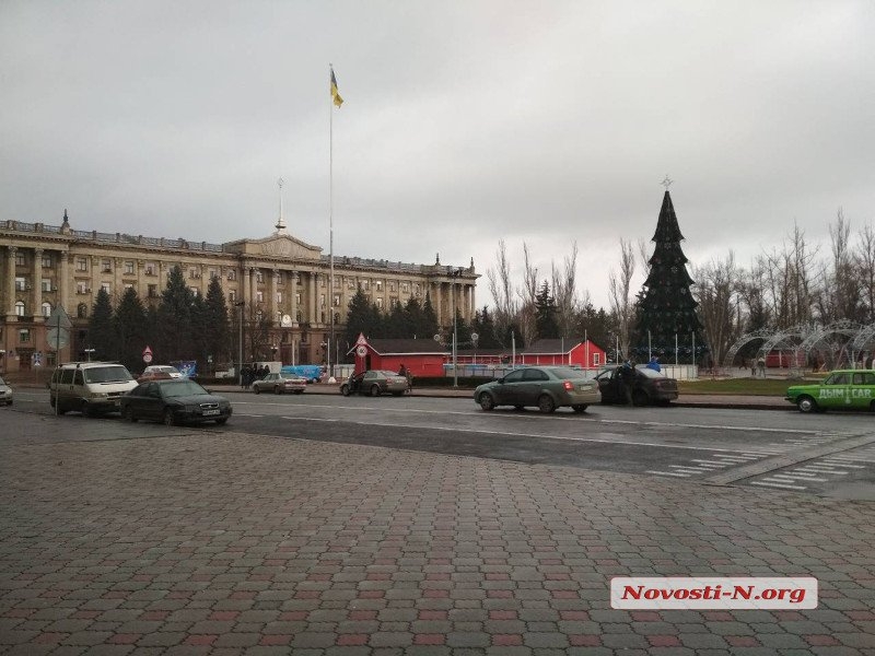 В Николаеве новогодние мероприятия будут продолжаться целый месяц. АФИША