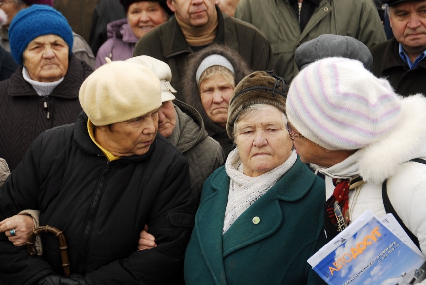 Три миллиона украинцев получают пенсию ниже средней, - Рева