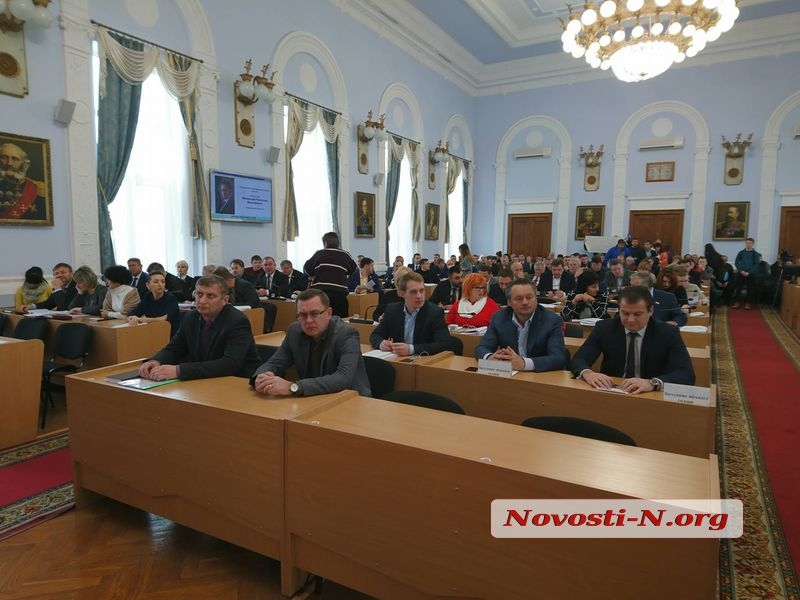 Николаев остается без вице-мэров и исполкома, пока не закроют сессию