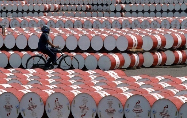Китай прекратил поставки нефтепродуктов в КНДР