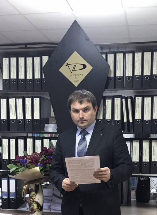 Прокуратура и суд признали, что место Титова на свободе — адвокат Войченко