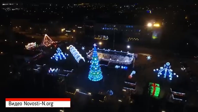 Николаевцы делятся новогодним настроением и размещают видео о праздничном городе