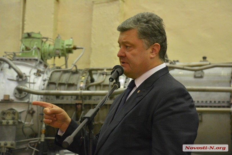 Нет оснований для фейерверка, — Порошенко об экономической ситуации в Украине