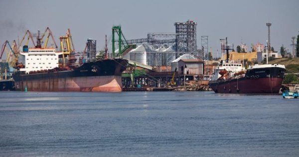 Николаевский морпорт на 5% увеличил объем переработки грузов