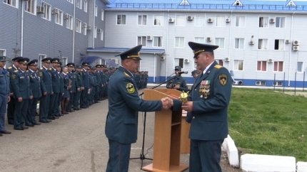 В России военным запретили отвечать начальству словами: "Служу Российской Федерации"