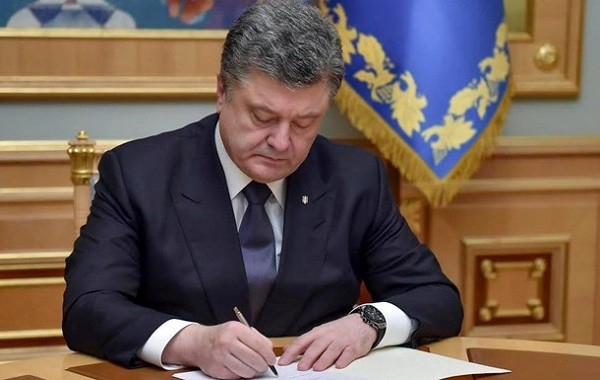Порошенко подписал представление на назначение новых членов ЦИК