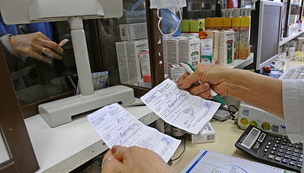 В Украине введут электронные рецепты на лекарства и медицинские изделия