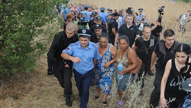 На Одесчине цыгане, которых обвинили в убийстве ребенка, судятся с полицией и сельским головой