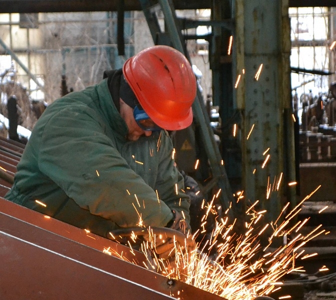 В Николаеве SMG изготавливает 450 тонн металлоконструкций для сборки ёмкостей 