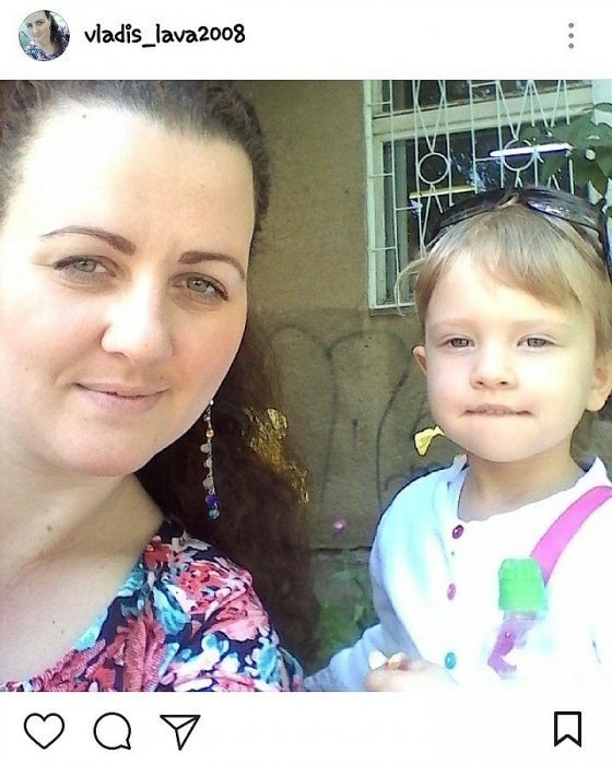 Малышка, которую в Николаеве с мамой сбил автомобиль, после ДТП не ходит