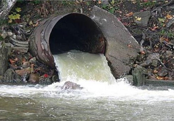 Первомайский водоканал оштрафовали на 200 тысяч за сбрасывание отходов