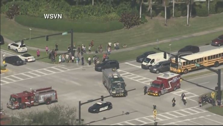 Стрельба в школе Флориды: более 20 детей ранены
