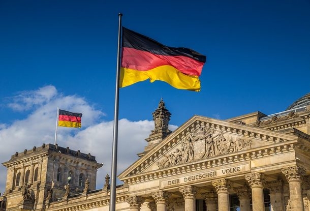 В Германии предложили изменить текст гимна на "гендерно нейтральный"