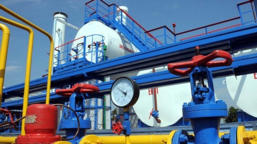 "Газпром" продолжает снижать давление газа на входе в украинский газопровод