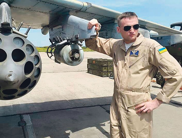 «Это был осознанный выбор»: журналист о самоубийстве летчика Волошина