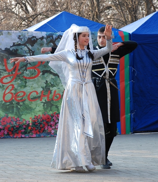 Николаевские азербайджанцы с размахом отметили Новруз – праздник весны. ФОТО