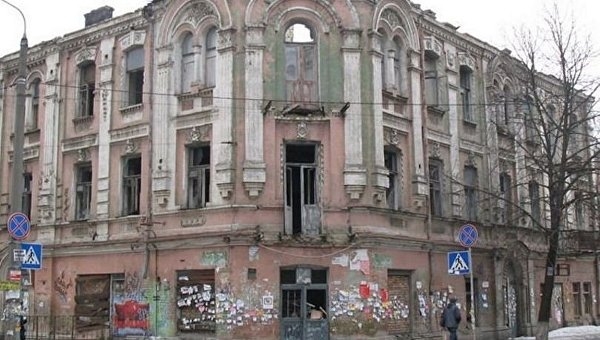 В Киеве предлагают крупно штрафовать за уничтожение исторических зданий 