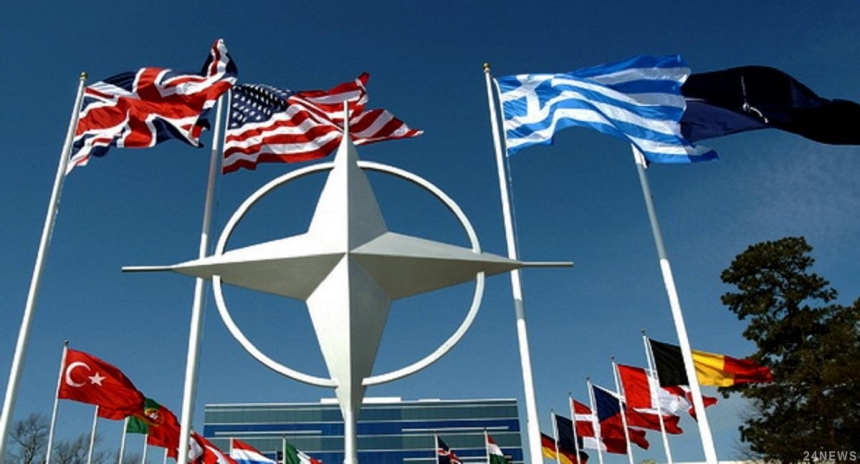 НАТО обеспокоено агрессивным поведением России 