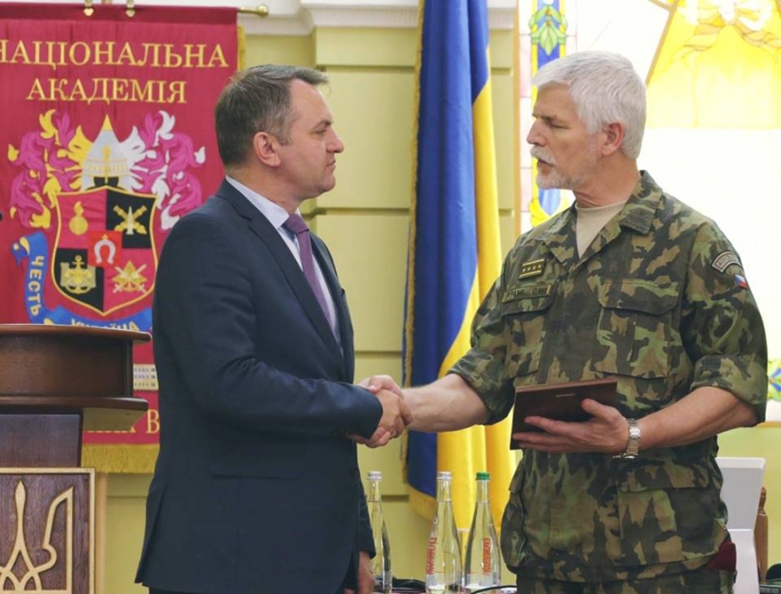 Военный комитет НАТО впервые в истории провел выездное заседание в Украине