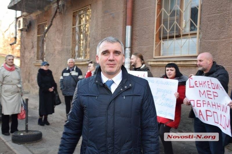 Одесский суд рассмотрит апелляцию на восстановление Сенкевича в должности мэра