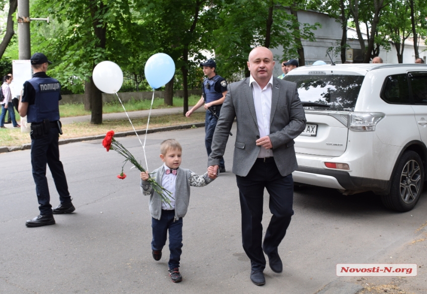 Как в День Победы николаевские «афганцы» прошли торжественным шествием. ФОТОРЕПОРТАЖ