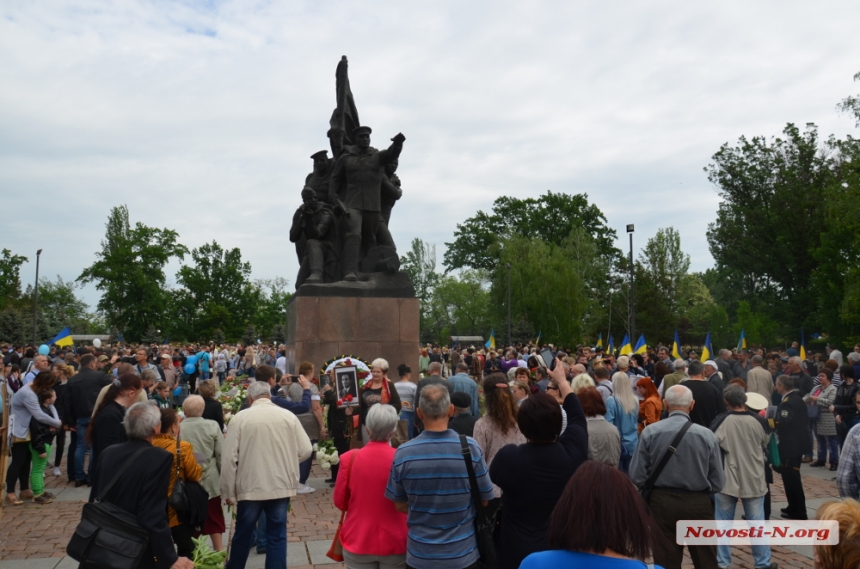 Как прошел День Победы в Николаеве. ФОТОРЕПОРТАЖ