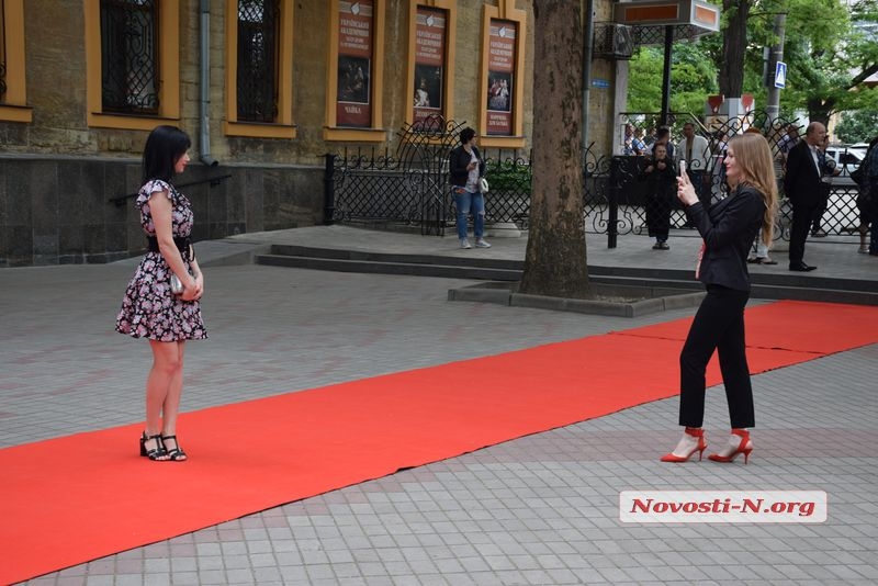 Как первая леди страны фестиваль в Николаеве открывала. ФОТОРЕПОРТАЖ