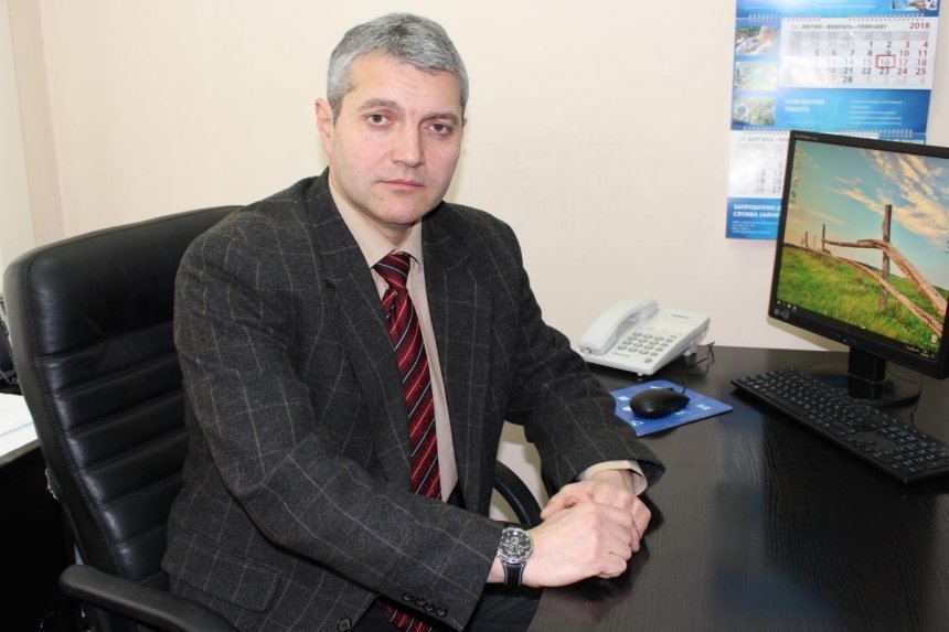 В Николаеве замдиректора областного центра занятости требовал взятку за заключение договоров