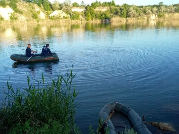 На Николаевщине в затопленном карьере нашли тело пропавшей 19-летней девушки