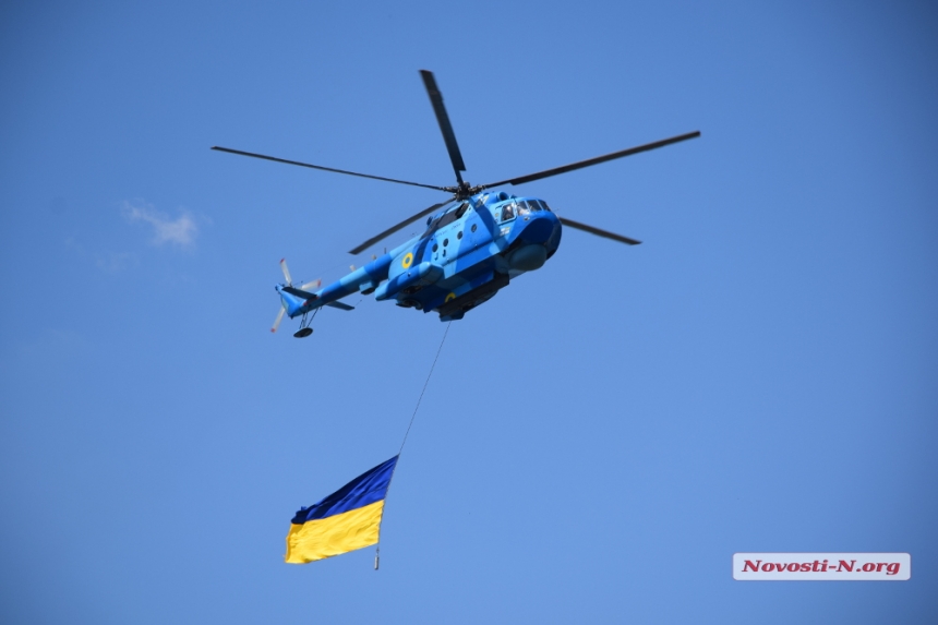 Как в Николаеве Президент Украины менял береты морпехам. ФОТОРЕПОРТАЖ