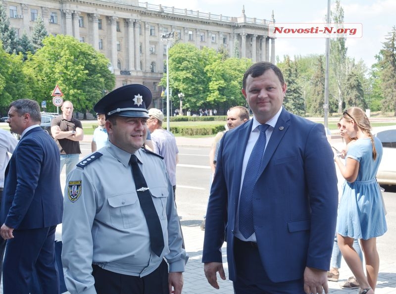 Как Президент в кафе посидел и погулял по центру Николаева. ФОТОРЕПОРТАЖ