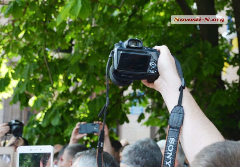 Как Президент в кафе посидел и погулял по центру Николаева. ФОТОРЕПОРТАЖ