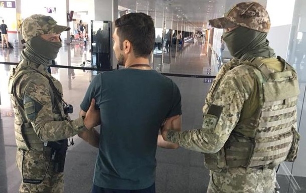 В киевском аэропорту задержали иранца, заявившего, что он террорист