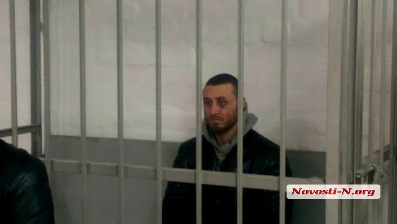 В Николаеве рецидивист, нанесший 15 ножевых ранений мастеру пауэрлифтинга, вышел на свободу
