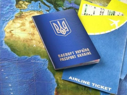 Безвизу год: массового паломничества украинцев в ЕС не произошло